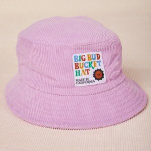 Big Bud Press bucket hat in lilac purple